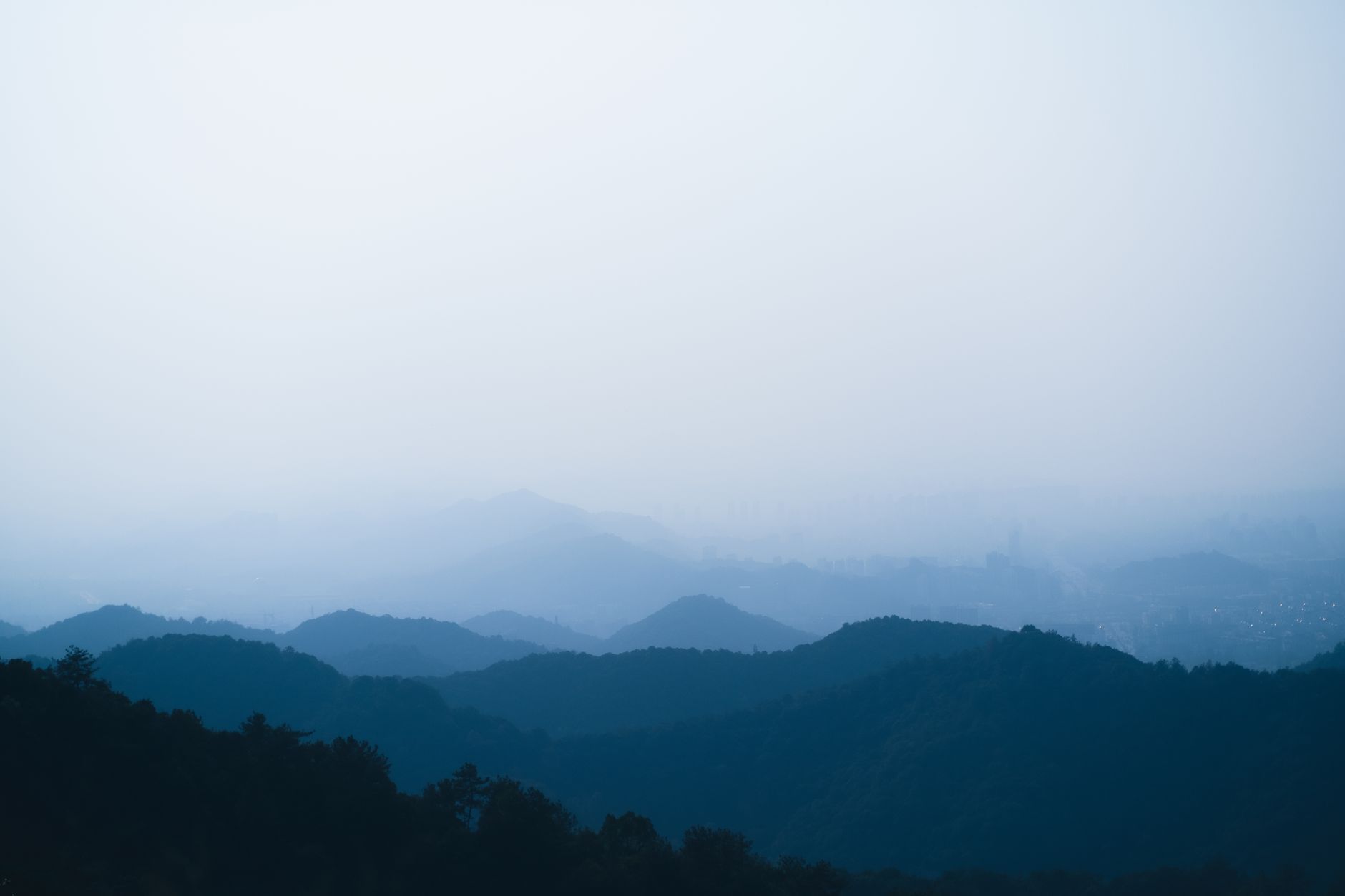 北京地区通讯器材市场观察：电子产品与办公设备供应趋势分析